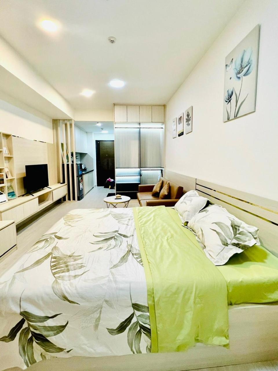 Premier Aparts - Soho Residence, City Central, 10Mins To Benthanh Market, Buivien Street Хошимин Екстериор снимка